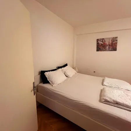 Appartement Aleksa 4 *