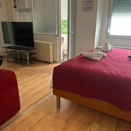 Aleksa 4 * Skopje